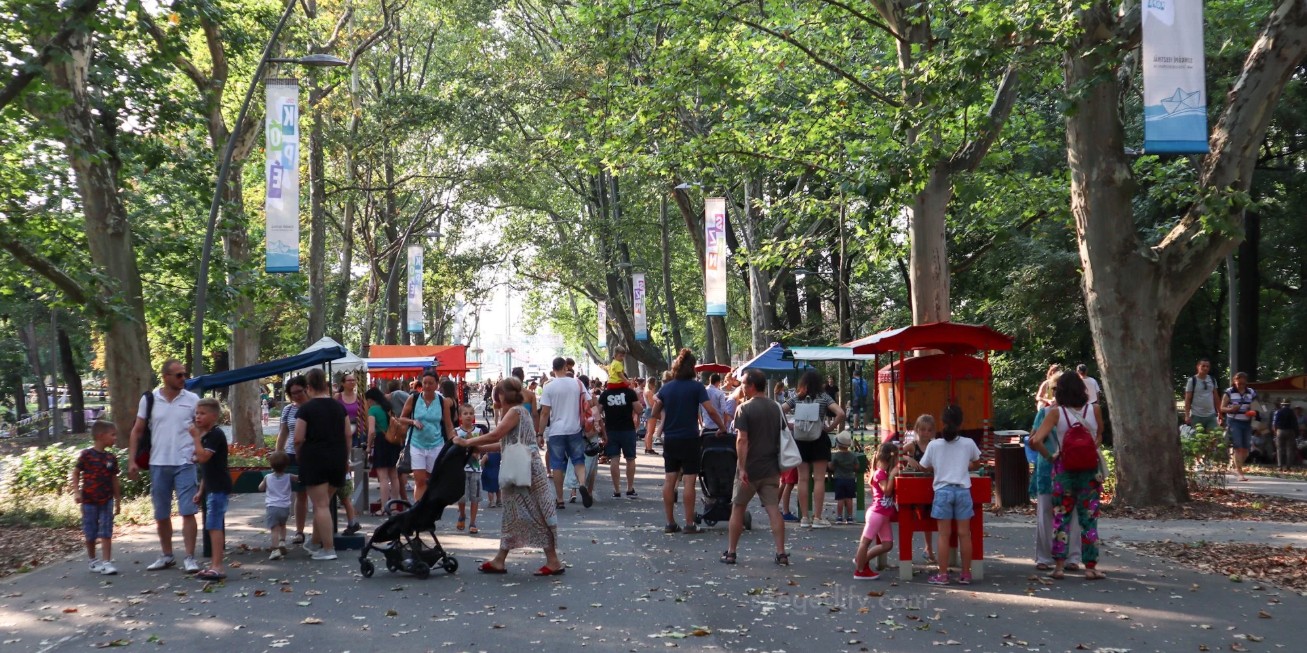 SZINkópé Festival returns to Újszeged’s Erzsébet Park with puppets, picnics, and play