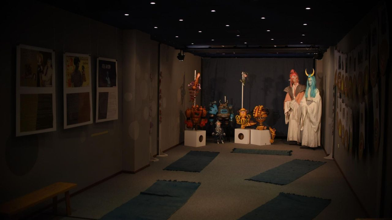 Kiállítás négy nőről, bábokról és a bábszínház munkatársairól: mert mindenki volt kisgyerek